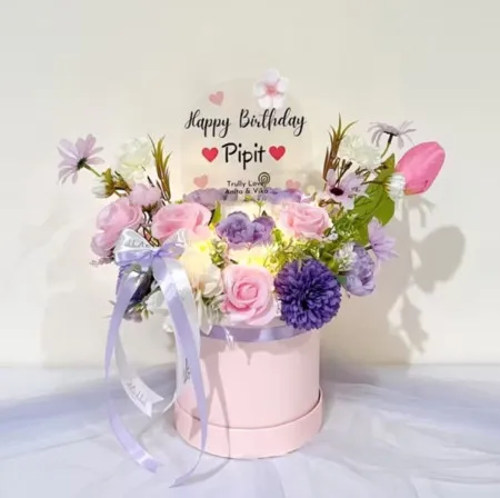Bloom Box Akrilik Ucapan Ulang Tahun Nganjuk